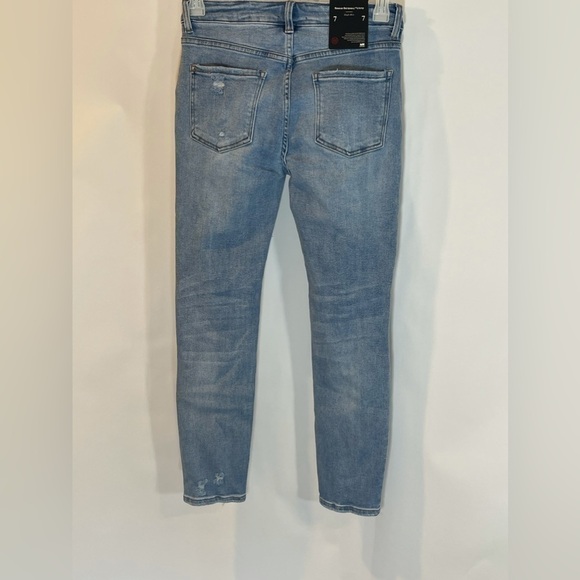 I & M Black Label High-Rise Distressed Skinny Jeans Juniors 7 - Picture 6 of 13